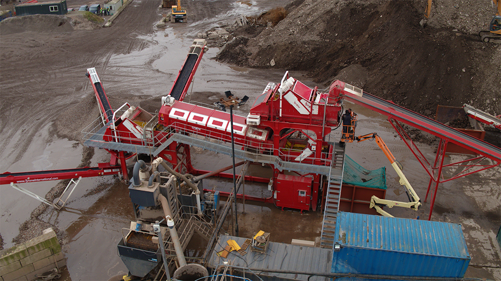 Soil and slurry washing plant for recycled aggregates.
