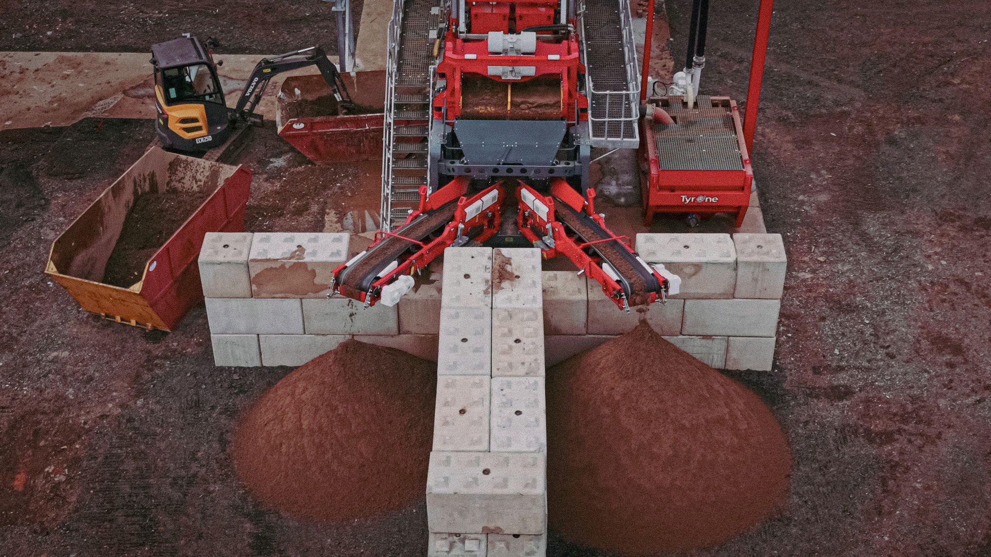 Frontline Washing Systems soil and slurry washing plant for excess soils.