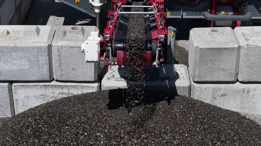 Recovered aggregates from TrackWash Pro at Headlands Environmental